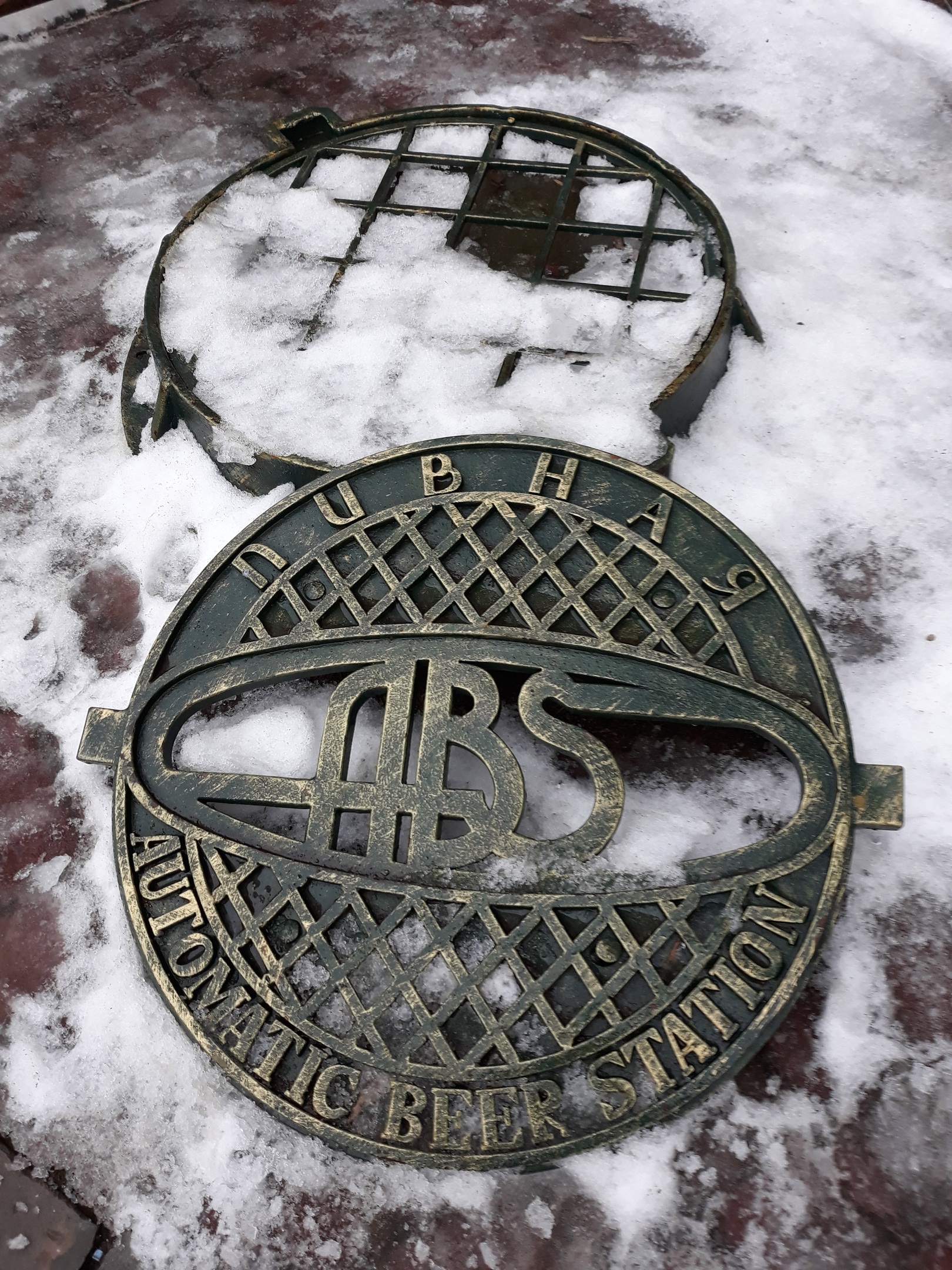 Фото люка Декоративный люк, завод Декоративный люк