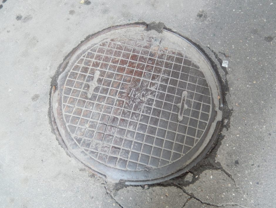 Фото люка Людвигъ и Смитъ, завод Людвигъ и Смитъ