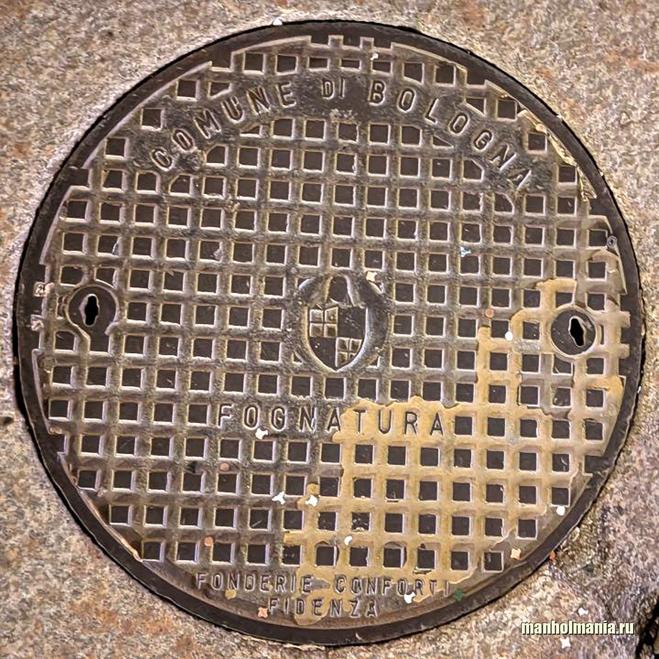 Фото люка Канализационный люк «Fonderie Conforti S.r.l.», завод Fonderie Conforti S.r.l.